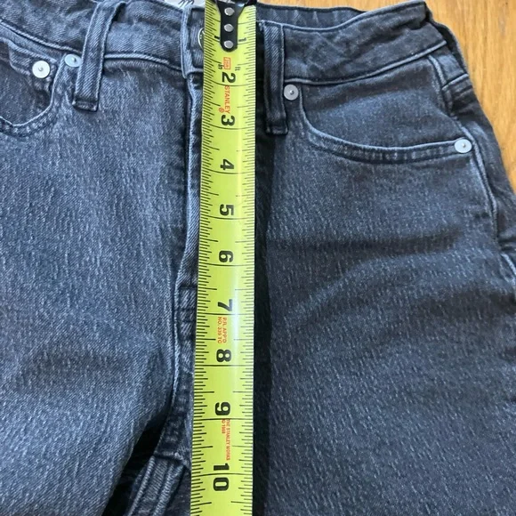 Madewell Black Wash Curvy Perfect Vintage Jean Size Petite 24 - Picture 4 of 9